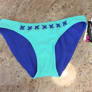 Smoothies by Gossip bikini bottoms